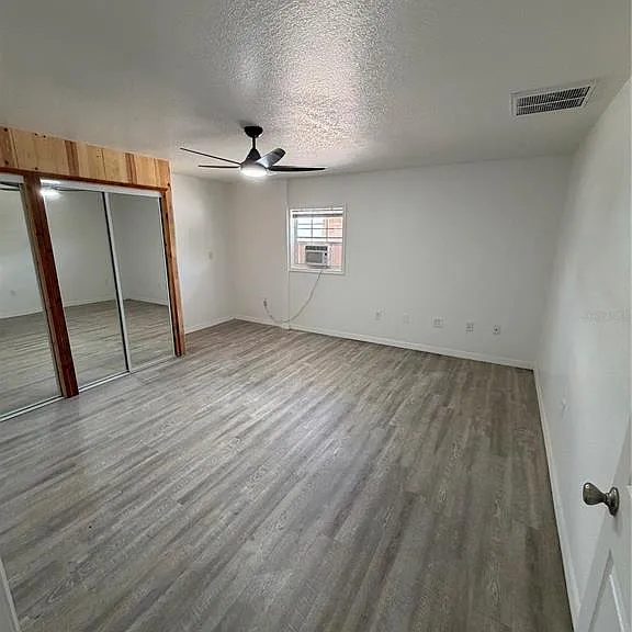 306 N Iona Ave — Photo 9