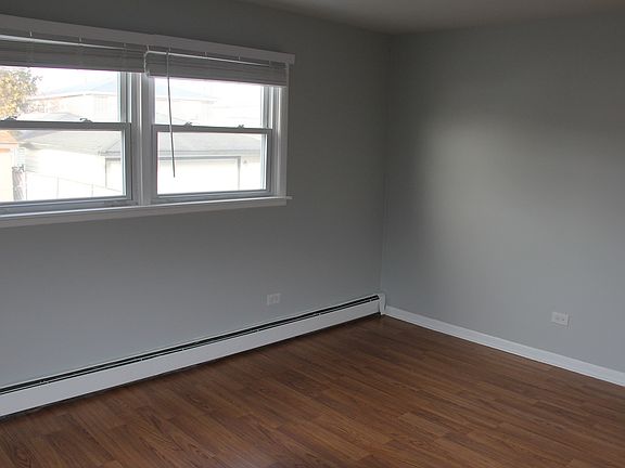 5th image of 4516 Park Ave #2N