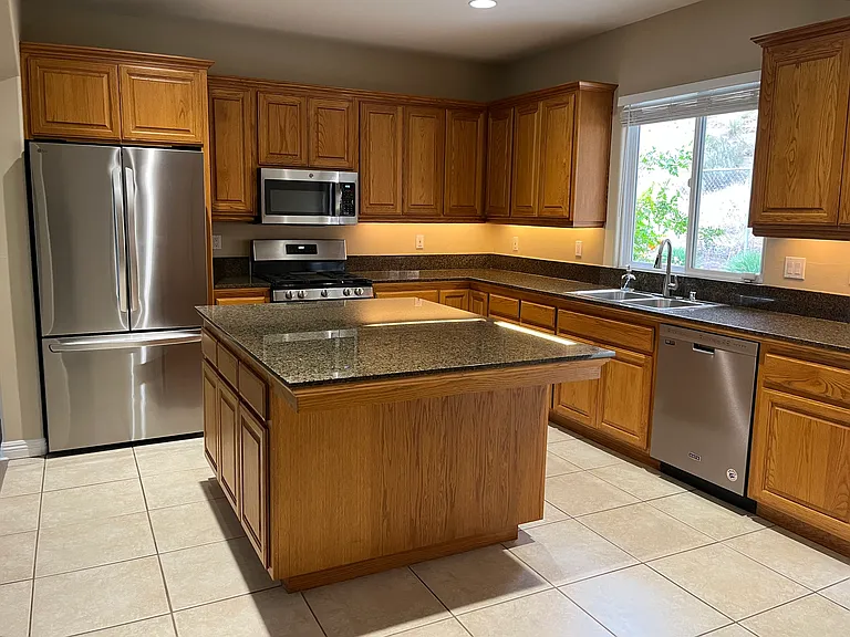 31255 Old River Rd — Photo 5