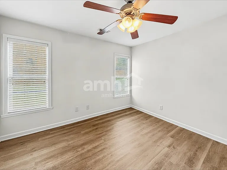 1149 Langston Dr — Photo 17