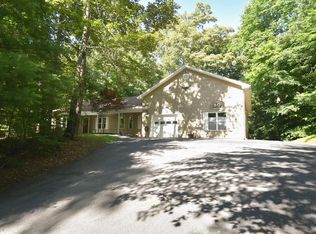 86 Indian Trl, Franklin, NC 28734