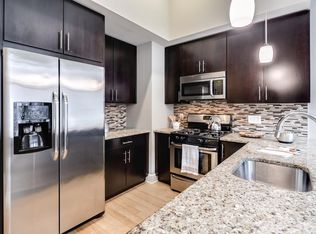 821 Montrose St, Philadelphia, PA 19147