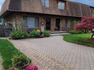 832 Rensselaer Ave, Staten Island, NY 10309