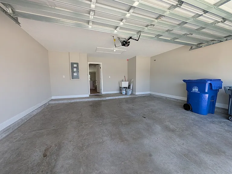 768 Narvarez Ave — Photo 23