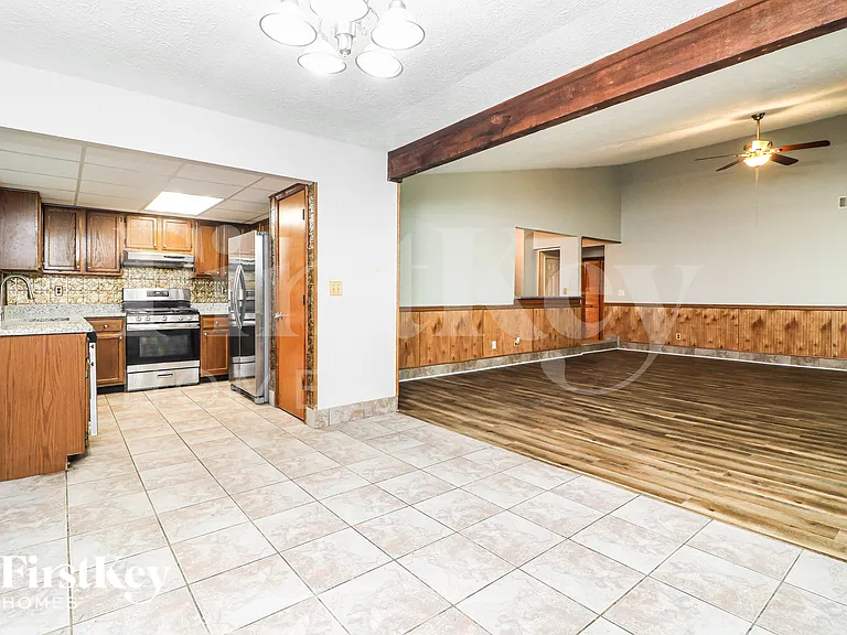 446 Ridgetop Dr NW — Photo 9