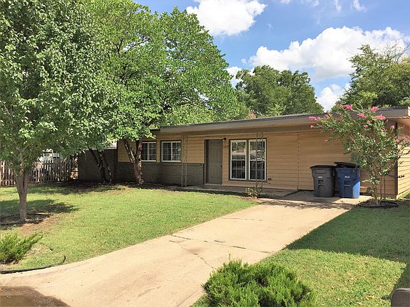 5th image of 1379 N 78th Ave E