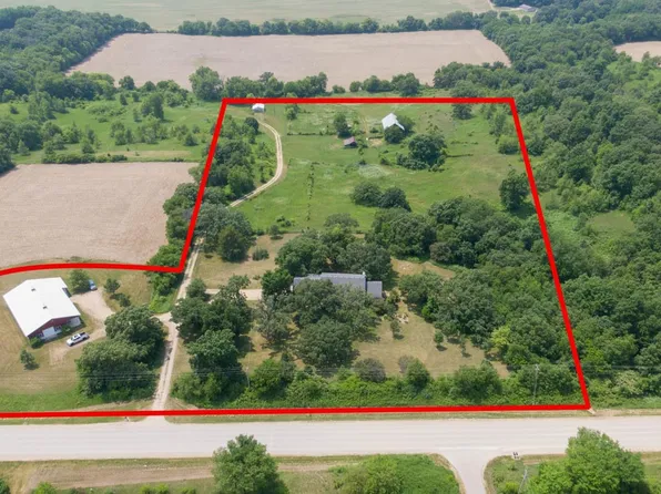 N6983 County Rd E, Albany, WI 53502