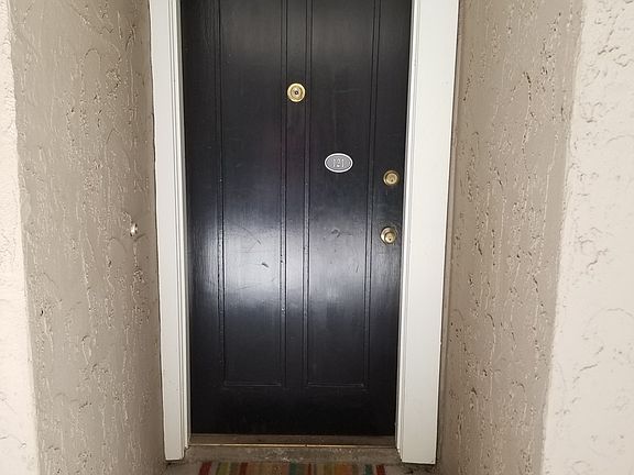 2nd image of 675 Sharon Park Dr APT 121