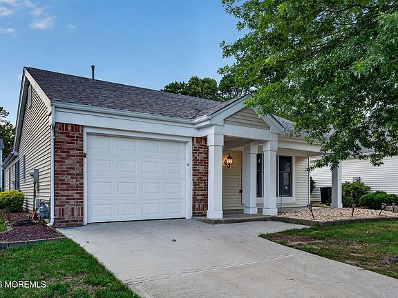 2nd image of 2381 Coral Leaf Road