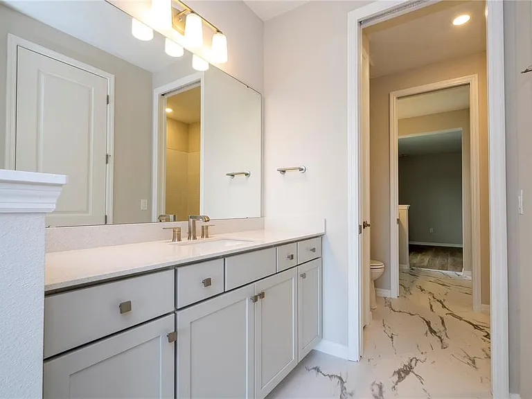 450 Winter Grove Blvd — Photo 87