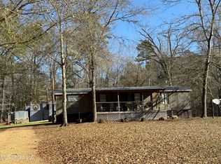114 Huff Ln SW, Roxie, MS 39661