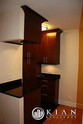 Rented by Kian Realty | media 17