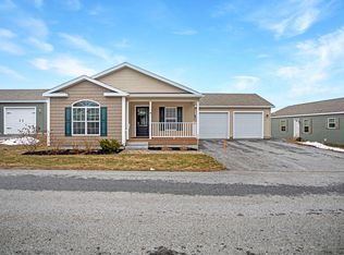 9 David Dr, Scarborough, ME 04074