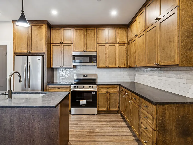 118 N Main St #C — Photo 4