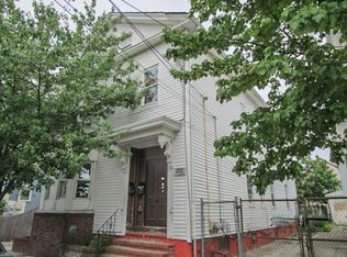 141 Chester Ave, Providence, RI 02905