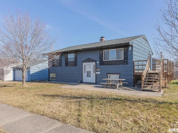 2905 N Lincoln Ave, Davenport, IA 52804