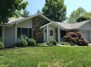 14872 Sycamore Manor Dr, Chesterfield, MO