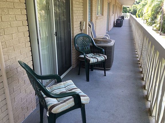 4th image of 10004 Cortez Rd W APT 212