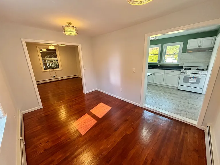 45 Woodcliff Ave — Photo 12