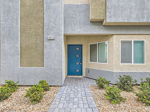 3rd image of 4519 Stardust Moon Ave