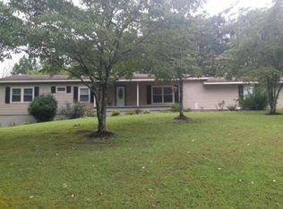 214 Fairview Cir, Oliver Springs, TN 37840