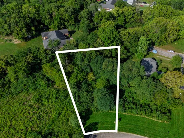 4215 Tuscany Ct, Dayton, OH 45424