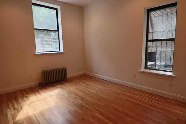 Rented by PMG Real Estate  | media 16