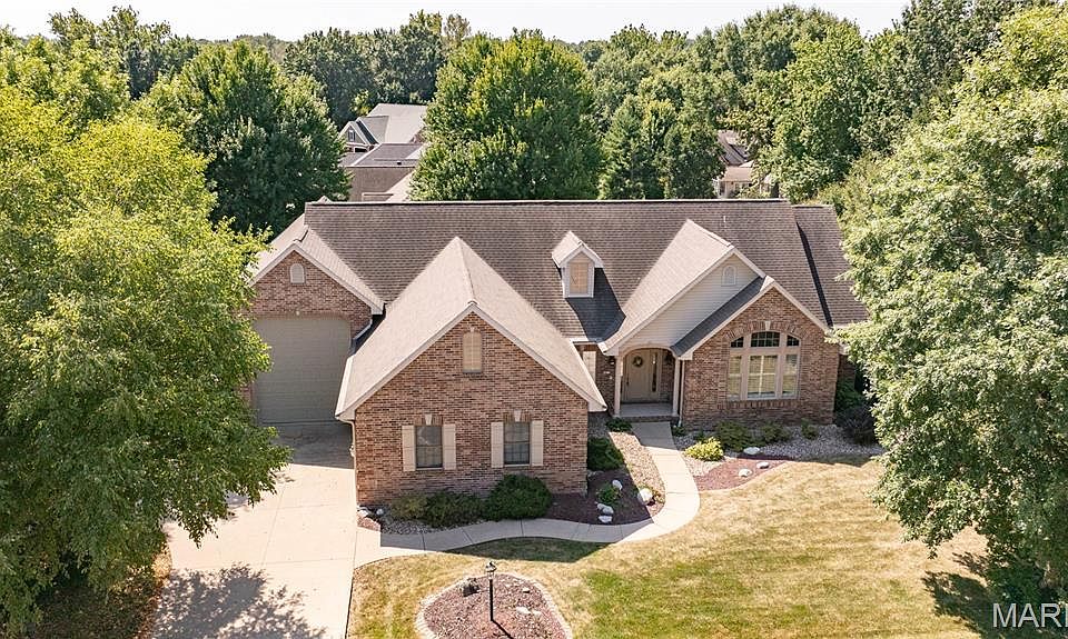 1st image of 1213 White Oak Trl