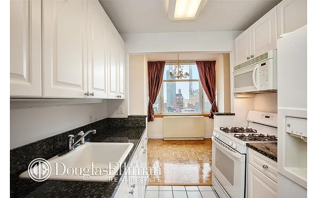 Sold by Douglas Elliman | media 2