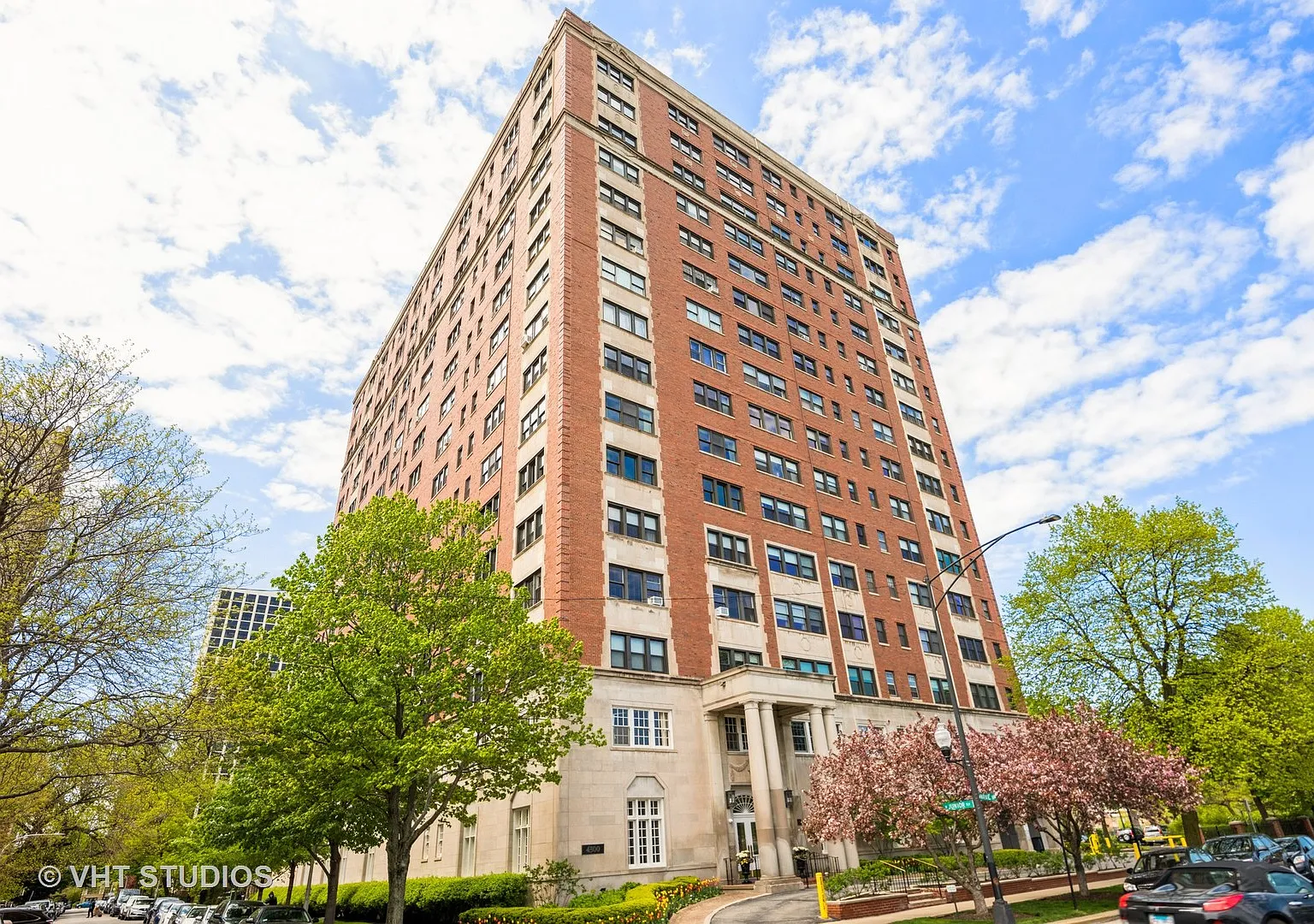 2 bed, 1700 sqft, $3,250 — Photo 1