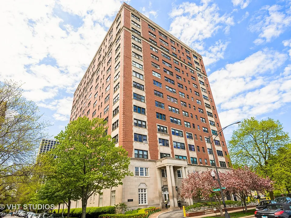 4300 N Marine Dr #503