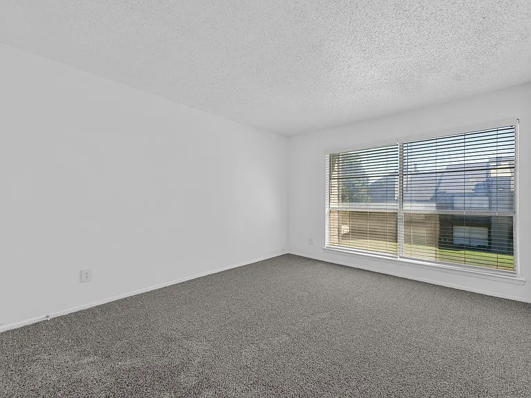Spacious bedroom or office space