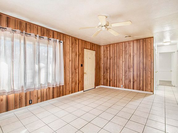 4th image of 2132 Lewis Dr