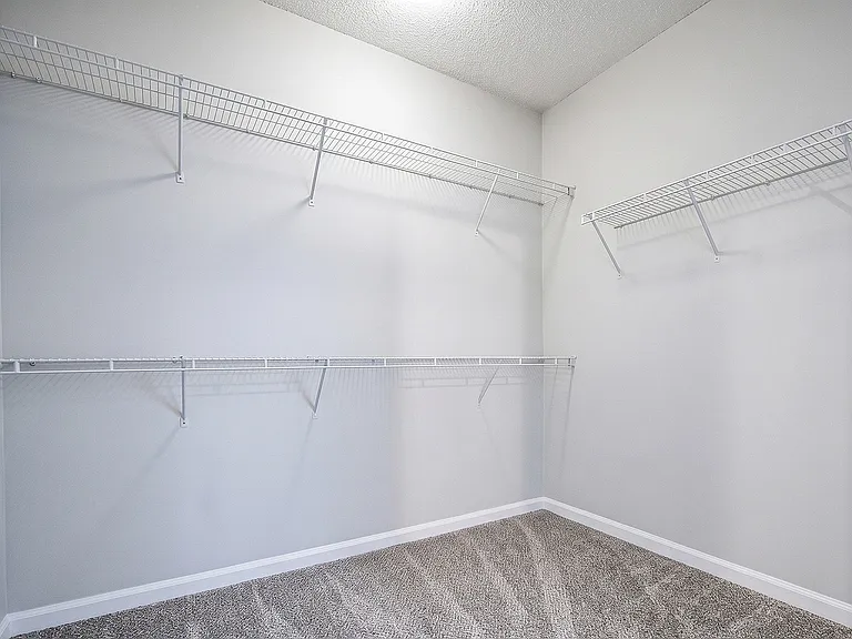 Colts Run-50 - Belmont Apartment 603