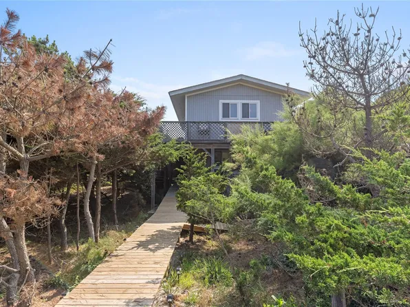 67 Shell Walk, Lonelyville, NY 11706