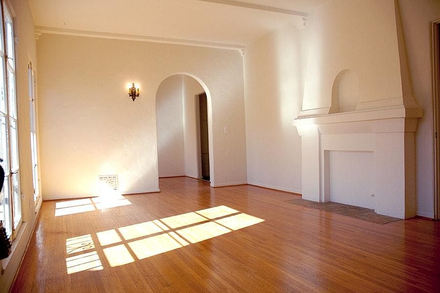 Living Room - 1