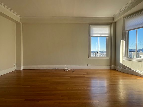 2nd image of 2165 Larkin St APT 306