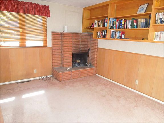 5th image of 2047 Pryor Ln