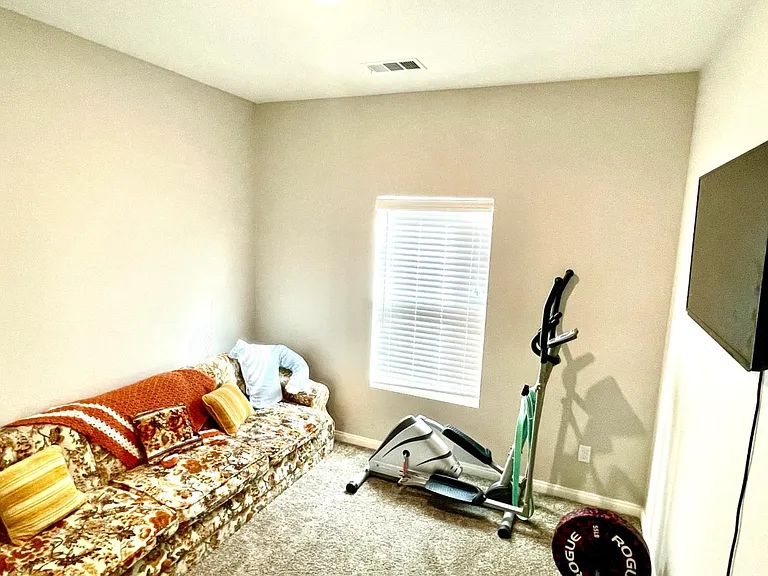 31810 Ives Ct — Photo 11