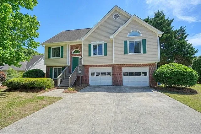 2885 Cressington Bnd NW — Photo 1