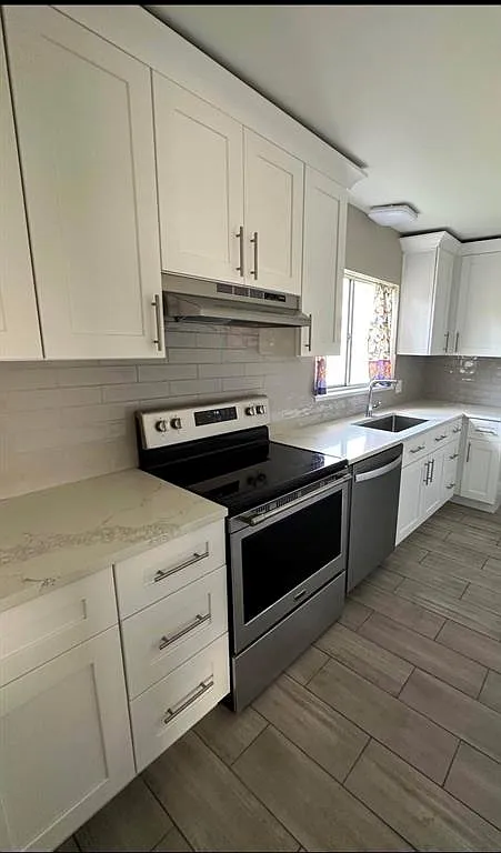 Building Photo - 960 Apollo Beach Blvd #102