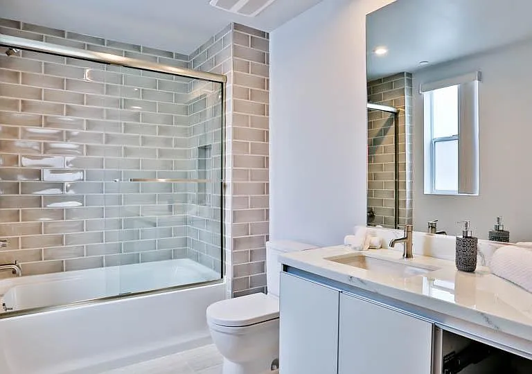 727 Wilcox Ave #305 — Photo 26