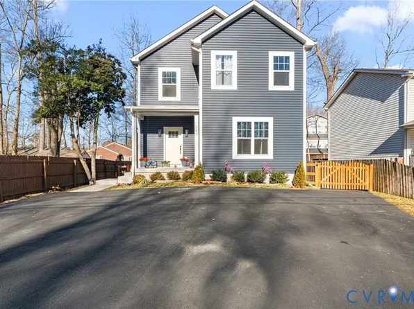 123 8th St, Colonial Beach, VA 22443