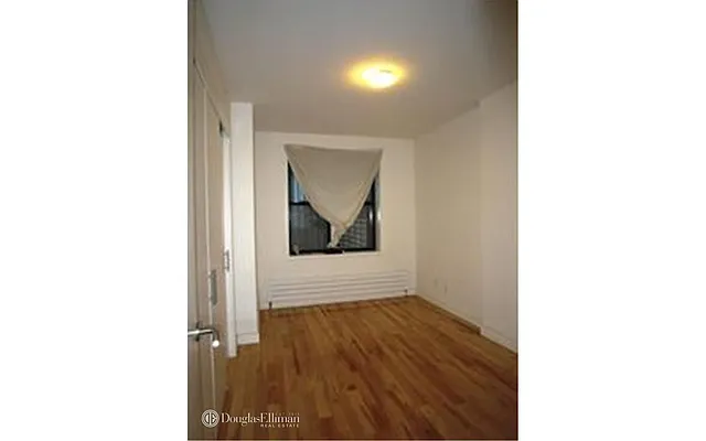 Rented by Douglas Elliman | media 37
