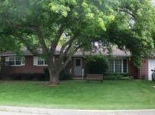 611 Arlington Pkwy, Dundee, IL