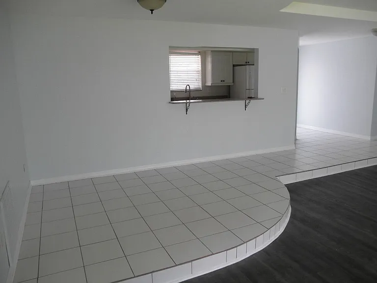 1154 W Camino Real — Photo 12