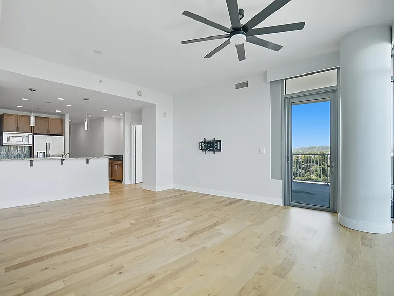 400 Riverboat Row #1102 — Photo 10