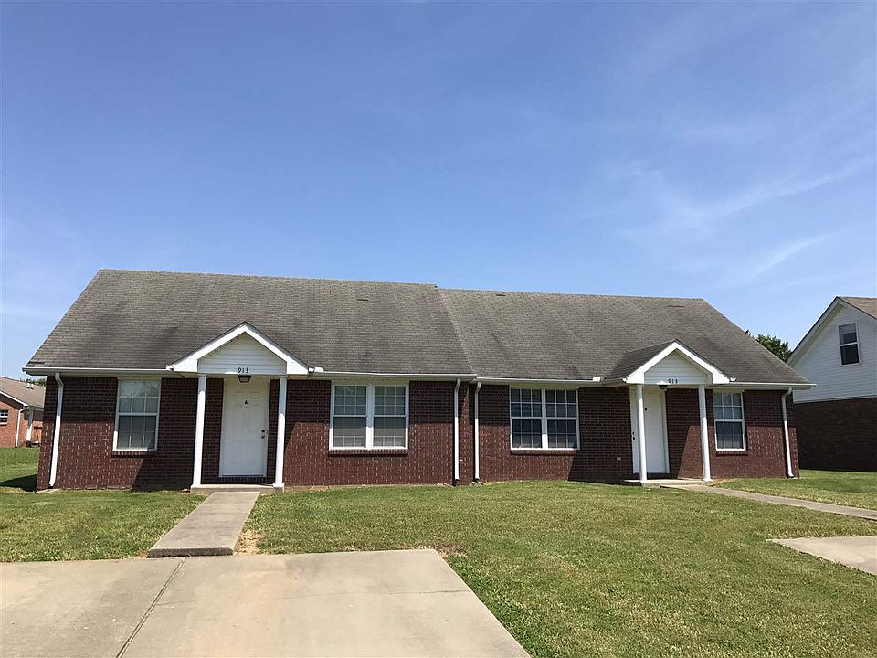 1st image of 913 Bagwell Dr