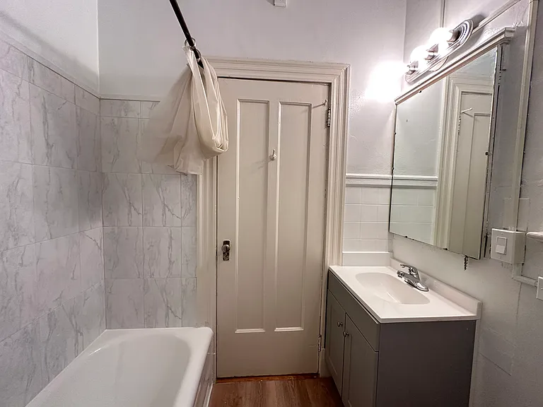 1101 Pine St #400 — Photo 19