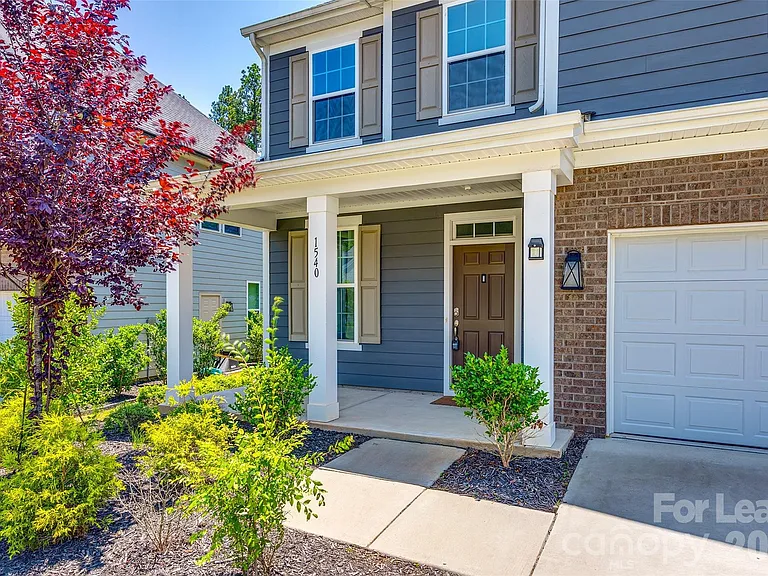 1540 Striped Bass Ln — Photo 2